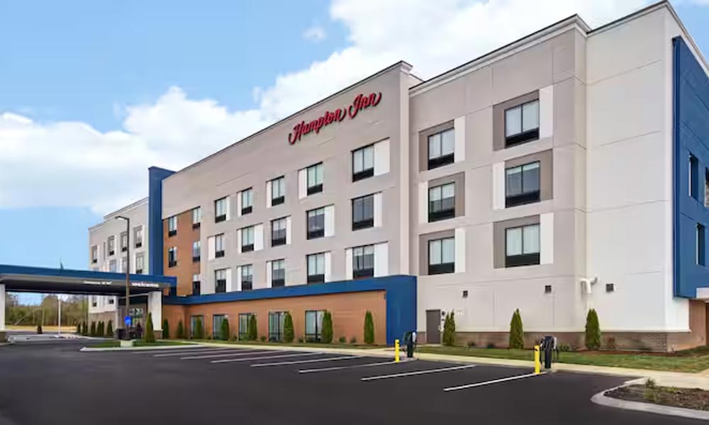 Hampton Inn Pleasant View exterior